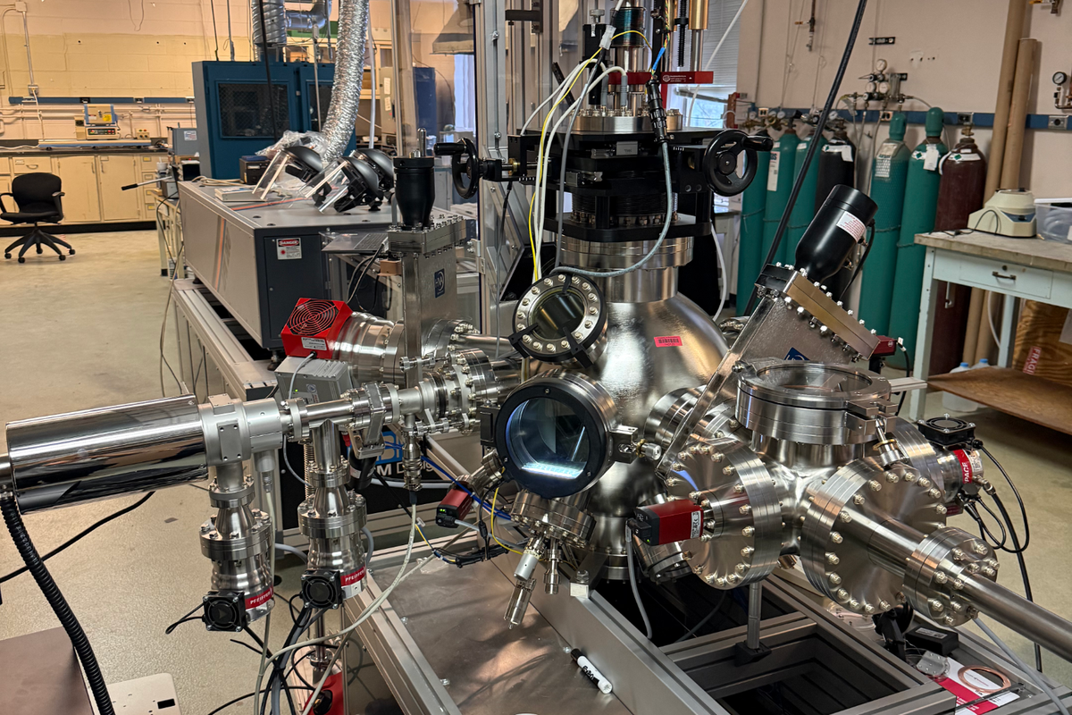 Pulsed laser deposition system