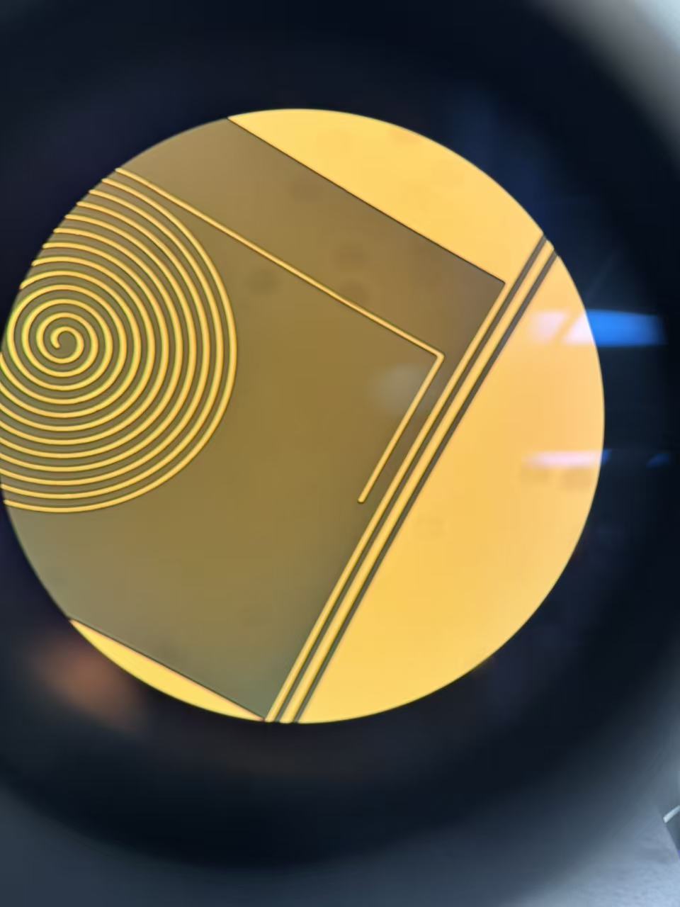 Spiral resonator